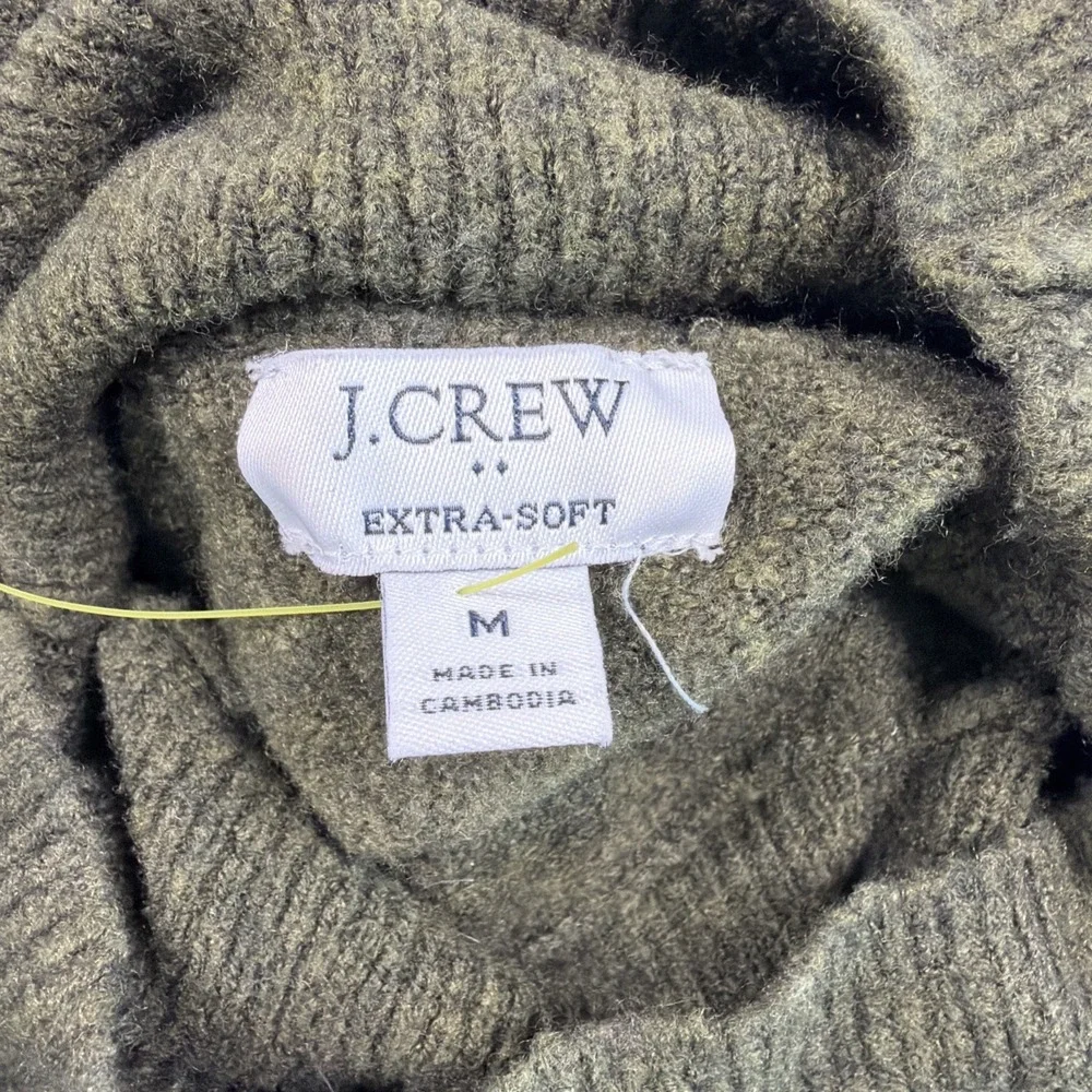 J. Crew Extra Soft Turtleneck Sweater Pullover Loden Green Size Medium